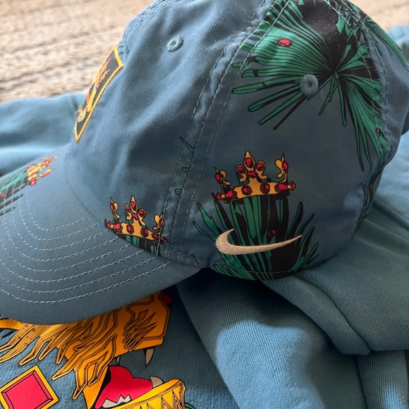 Nike LeBron James Strive for Greatness Set Boys M - Picture 6 of 14